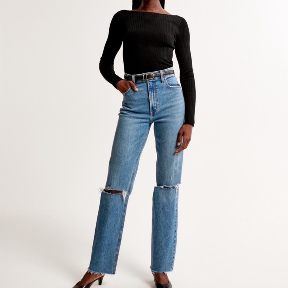 Abercrombie & Fitch “the 90s straight ultra high rise” jean, medium color